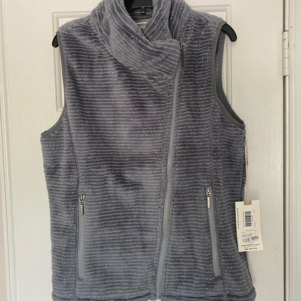 MountainsKhakis Grey Vest